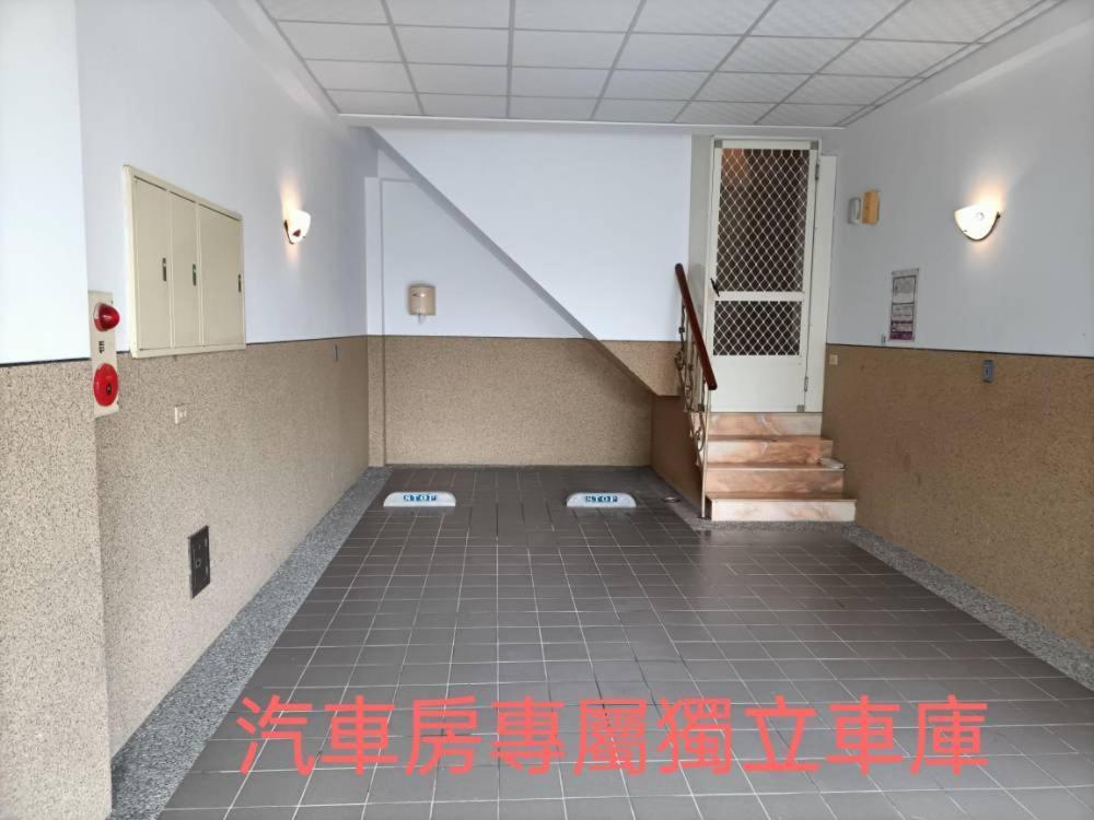御花園商務旅舘虎尾舘-金花園汽車旅舘066 Motel Huwei ภายนอก รูปภาพ